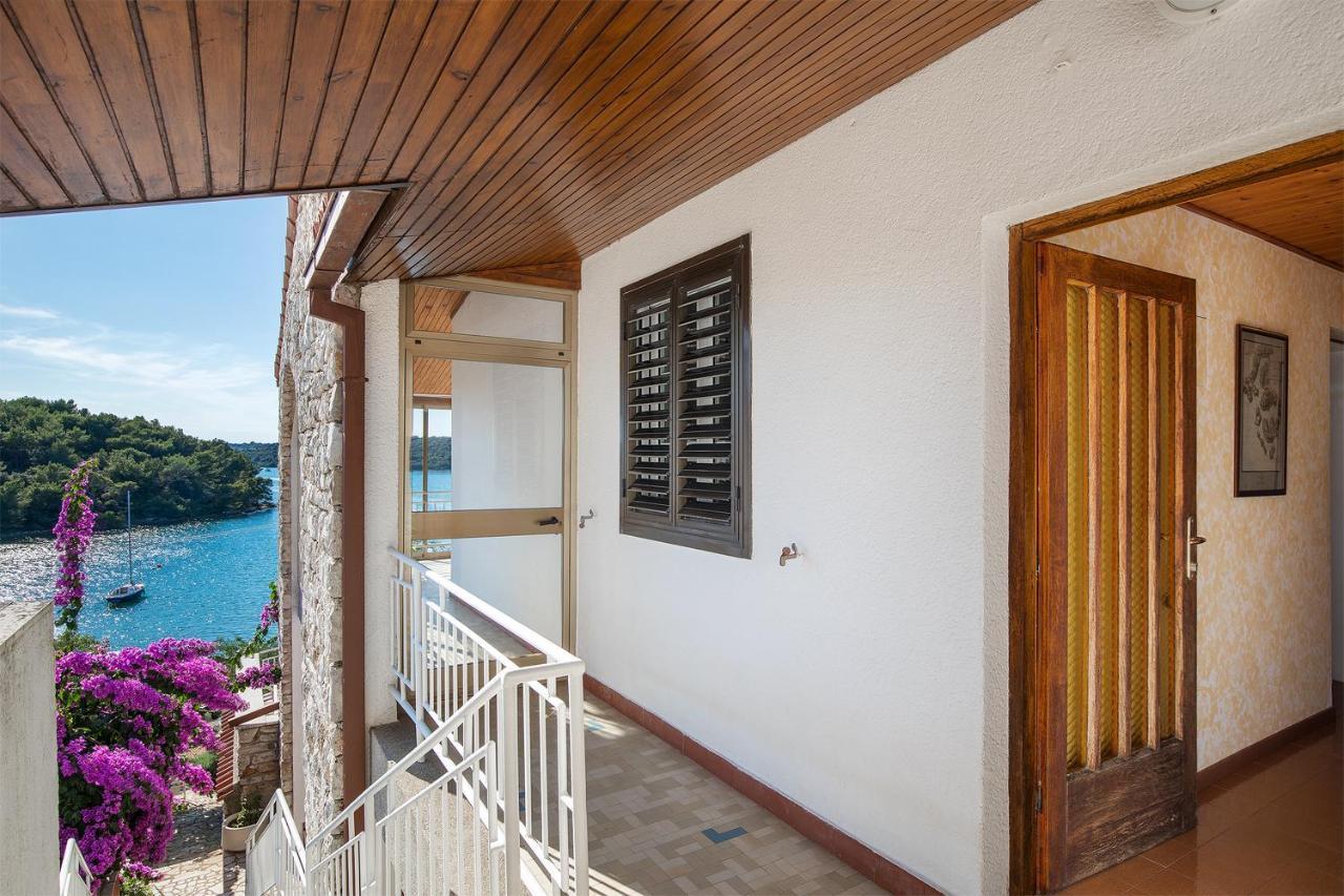 La Casa Ingrid - Couple's Paradise Banjole Exterior foto